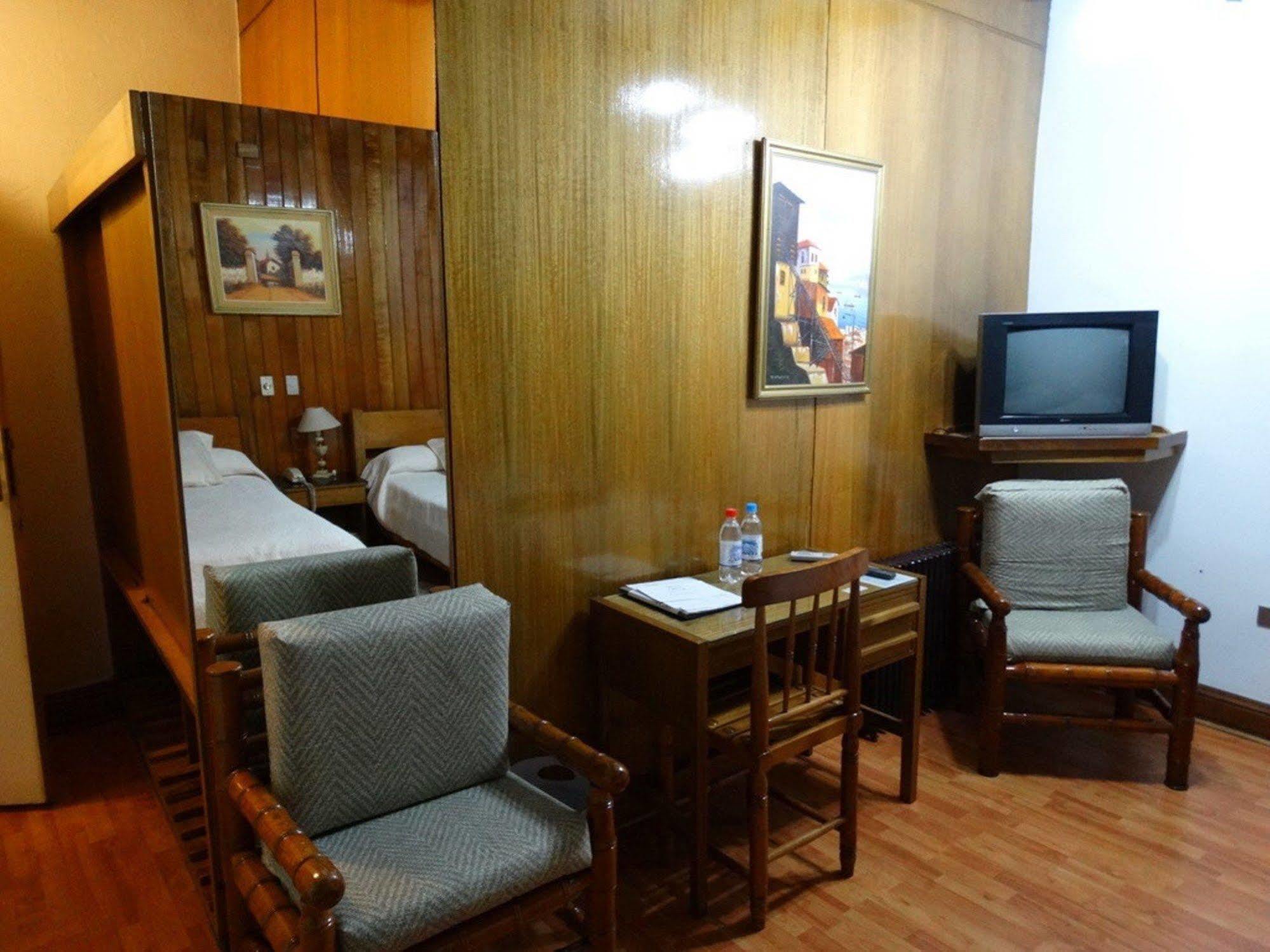 Hotel Vegas 산티아고 외부 사진